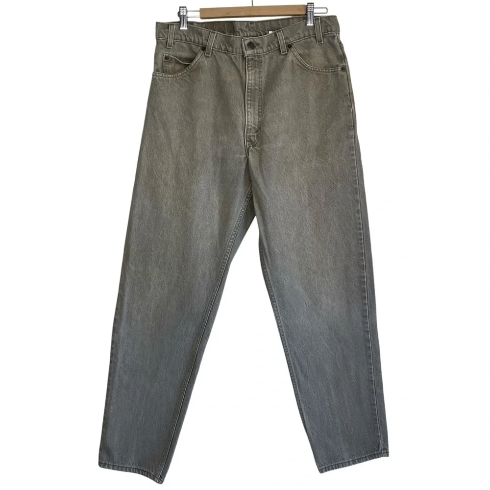 Vintage 90s Levi’s 550 Jeans Relaxed Fit Tapered Leg Faded Green Grey USA 36x32